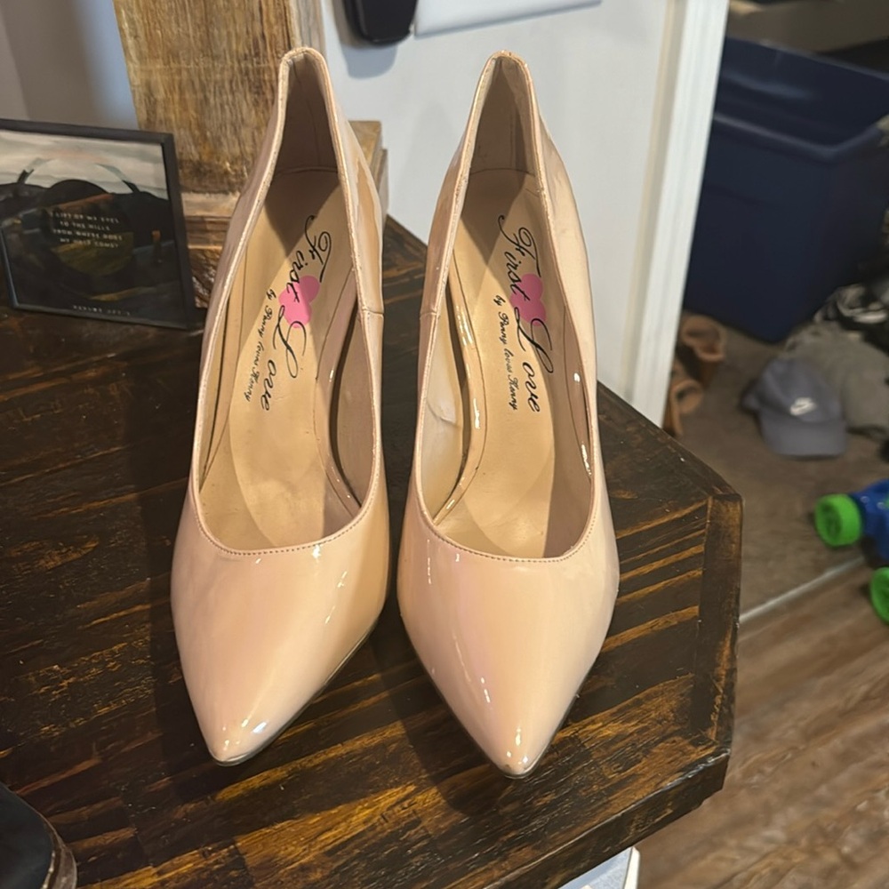 First Love Nude Pump! This shoe is classy and sassy!